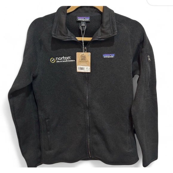 Patagonia Jackets & Blazers - NWT Patagonia Better Sweater Fleece Full Zip Women’s Medium Jacket w logo